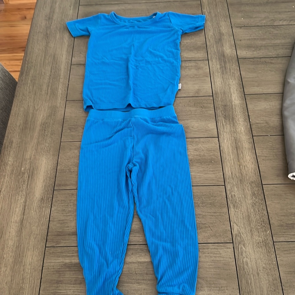 Little Sleepies 2 piece pjs